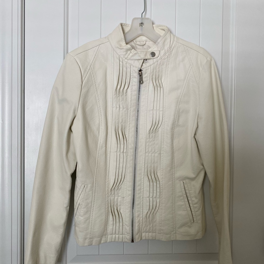 Dressbarn white leather jacket
